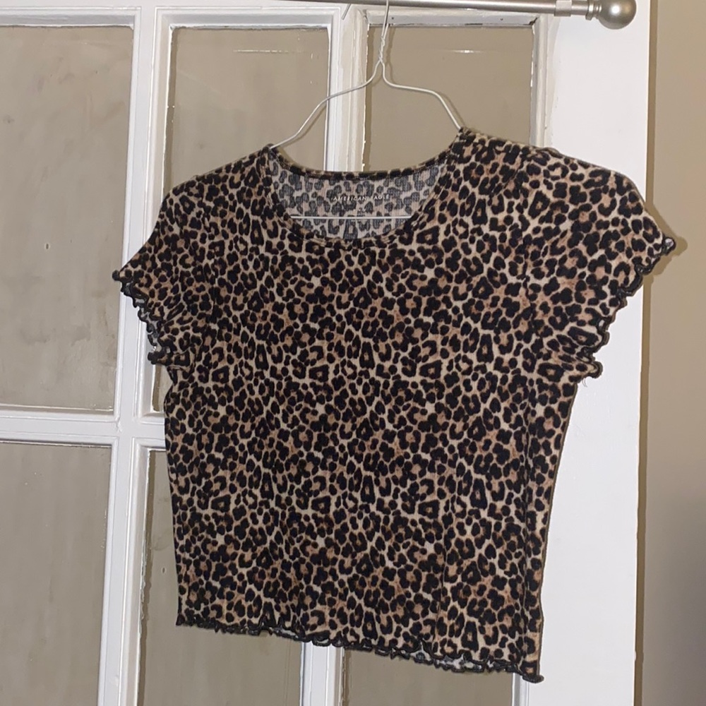 American Eagle Cropped Cheetah Top